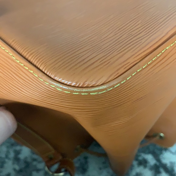 Louis Vuitton Petite Noe - Picture 13 of 16